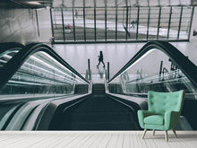 Laden Sie das Bild in den Galerie-Viewer, Fototapete Am Flughafen