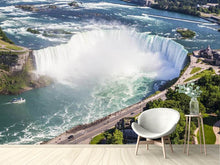 Laden Sie das Bild in den Galerie-Viewer, Fototapete Atemberaubender Wasserfall