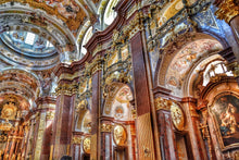 Laden Sie das Bild in den Galerie-Viewer, Fototapete Barocke Kirche