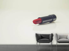 Laden Sie das Bild in den Galerie-Viewer, Fototapete Der Lippenstift