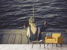 Laden Sie das Bild in den Galerie-Viewer, Fototapete Ein kleiner Fischer