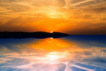 Laden Sie das Bild in den Galerie-Viewer, Fototapete Fantastische Abendstimmung