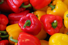 Laden Sie das Bild in den Galerie-Viewer, Fototapete Frische Gemüsepaprika