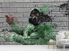 Laden Sie das Bild in den Galerie-Viewer, Fototapete Graffiti Gasmaske