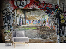 Laden Sie das Bild in den Galerie-Viewer, Fototapete Graffiti in alter Lagerhalle