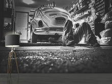 Laden Sie das Bild in den Galerie-Viewer, Fototapete Oldtimer Reparatur