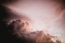 Laden Sie das Bild in den Galerie-Viewer, Fototapete Rosa Wolken