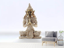 Laden Sie das Bild in den Galerie-Viewer, Fototapete Skulptur eines Buddhas