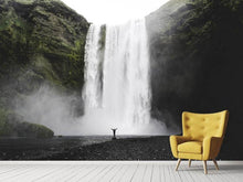 Laden Sie das Bild in den Galerie-Viewer, Fototapete Spektakulärer Wasserfall