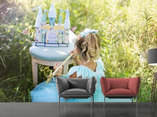 Laden Sie das Bild in den Galerie-Viewer, Fototapete Spielende Prinzessin