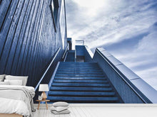 Laden Sie das Bild in den Galerie-Viewer, Fototapete Steile Treppe