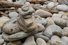 Laden Sie das Bild in den Galerie-Viewer, Fototapete Steinstapel XL