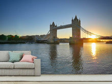 Laden Sie das Bild in den Galerie-Viewer, Fototapete Tower Bridge im Sonnenuntergang