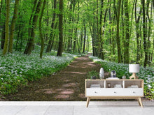 Laden Sie das Bild in den Galerie-Viewer, Fototapete Wir lieben den Sommer im Wald