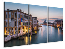 Laden Sie das Bild in den Galerie-Viewer, Leinwandbild 3-teilig Romantisches Venedig
