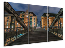 Laden Sie das Bild in den Galerie-Viewer, Leinwandbild 3-teilig Auf der langen Brücke
