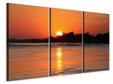 Laden Sie das Bild in den Galerie-Viewer, Leinwandbild 3-teilig Der glühende Sonnenuntergang