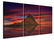 Laden Sie das Bild in den Galerie-Viewer, Leinwandbild 3-teilig Kirkjufell bei Sonnenuntergang