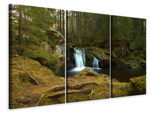 Laden Sie das Bild in den Galerie-Viewer, Leinwandbild 3-teilig Kleiner Wasserfall im Wald