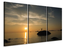 Laden Sie das Bild in den Galerie-Viewer, Leinwandbild 3-teilig Liebe den Sonnenuntergang am Meer