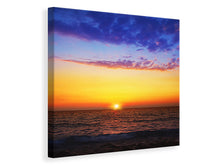 Laden Sie das Bild in den Galerie-Viewer, Leinwandbild Leuchtender Sonnenuntergang