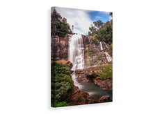 Laden Sie das Bild in den Galerie-Viewer, Leinwandbild Wasserfall in Thailand