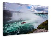 Laden Sie das Bild in den Galerie-Viewer, Leinwandbild Action am Wasserfall