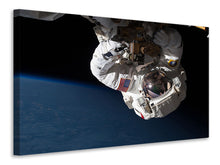 Laden Sie das Bild in den Galerie-Viewer, Leinwandbild Astronaut in XL