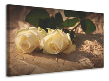 Laden Sie das Bild in den Galerie-Viewer, Leinwandbild Die Reinheit der Rosen