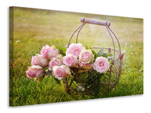 Laden Sie das Bild in den Galerie-Viewer, Leinwandbild Ein Korb voller Rosen