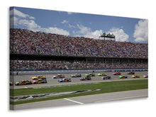 Laden Sie das Bild in den Galerie-Viewer, Leinwandbild In Nascar