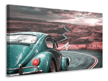 Laden Sie das Bild in den Galerie-Viewer, Leinwandbild Mit dem Oldtimer unterwegs