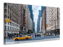 Laden Sie das Bild in den Galerie-Viewer, Leinwandbild Mitten in Manhattan