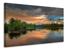 Laden Sie das Bild in den Galerie-Viewer, Leinwandbild Mystischer See