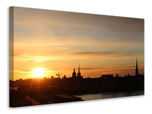 Laden Sie das Bild in den Galerie-Viewer, Leinwandbild Stadt im Abendlicht