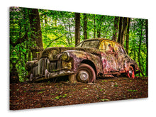 Laden Sie das Bild in den Galerie-Viewer, Leinwandbild Verlassener Oldtimer