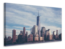 Laden Sie das Bild in den Galerie-Viewer, Leinwandbild Wolken am World Trade Center