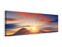 Laden Sie das Bild in den Galerie-Viewer, Leinwandbild Panorama Märchenhafte Landschaft