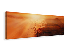 Laden Sie das Bild in den Galerie-Viewer, Leinwandbild Panorama Farbenprächtige Landschaft